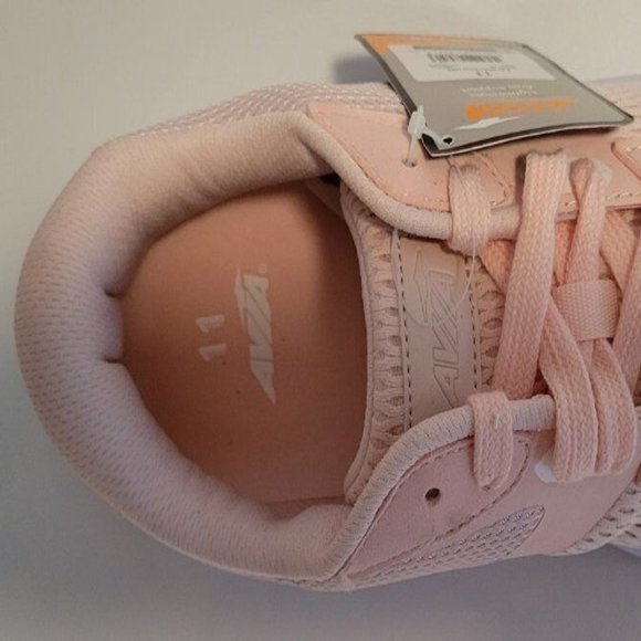 AVIA WOMEN'S SIZE 9 SHOES PINK or PEACH & WHITE MESH SNEAKERS LACE UP NWT - Picture 10 of 16